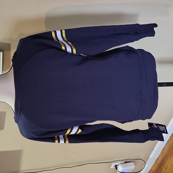 Campus Heritage Sweater - Picture 5 of 7